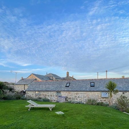 Ferienwohnung Trengothal Barn Porthcurno Exterior foto