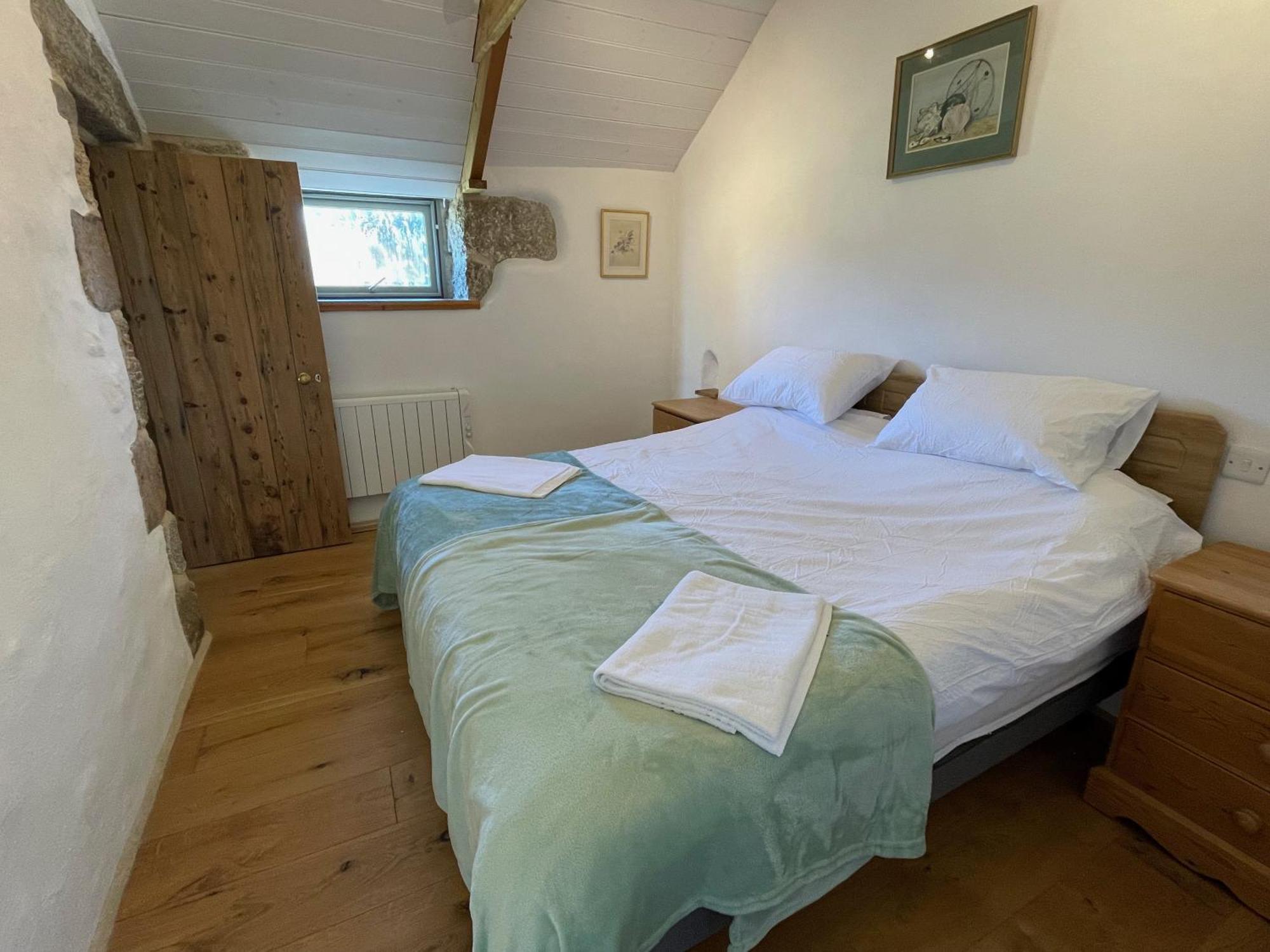 Ferienwohnung Trengothal Barn Porthcurno Exterior foto