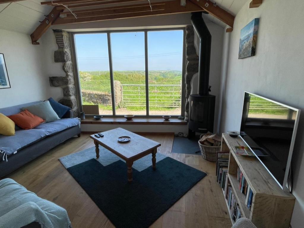 Ferienwohnung Trengothal Barn Porthcurno Exterior foto