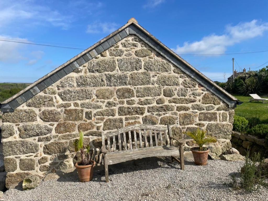 Ferienwohnung Trengothal Barn Porthcurno Exterior foto